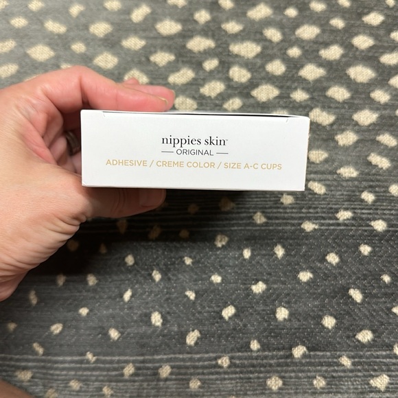 Nippies skin - Picture 3 of 9